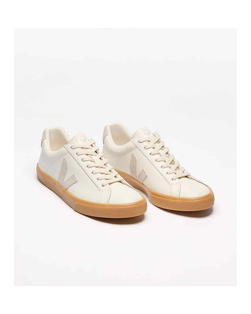 Veja Esplar Pure Natural | VEJA - Shop Online at Sune