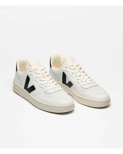 Veja V-10 Extra White Black