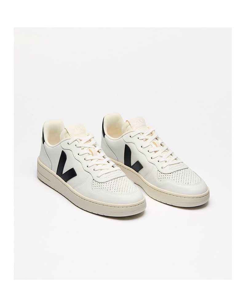 Veja V-10 Extra White Black