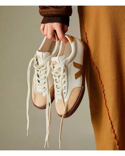 Veja Volley White Tent Bark | VEJA - Compra Online en Sune