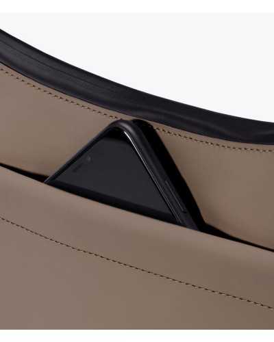 Ucon Acrobatics Alva Bag Dark Sand