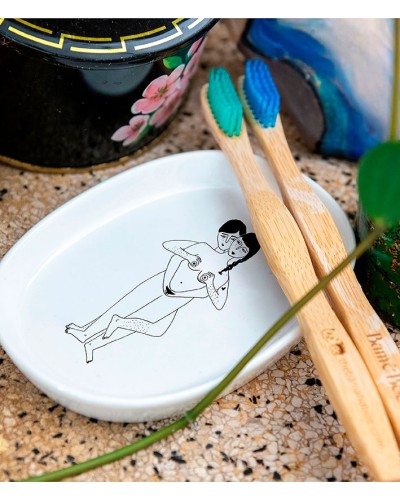 Helen B Dish Faces everywhere