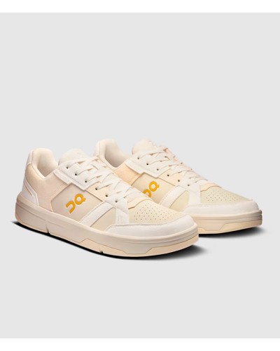 On Roger Clubhouse Ivory Dew