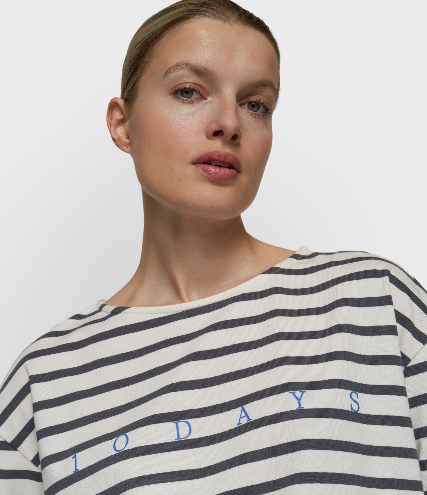 10days Boat Neck Top Stripes Ecru/Steel Blue