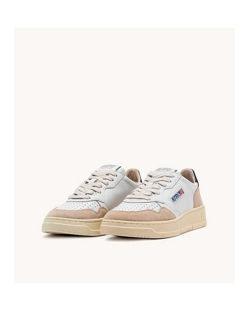 Autry Medalist Woman Suede Black