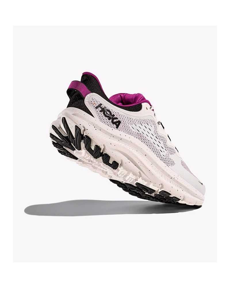 Hoka Kawana White Wildflower