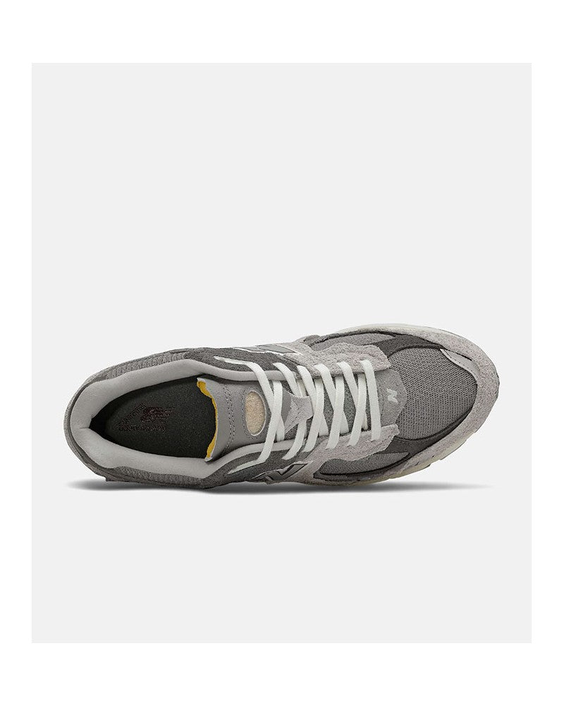 New Balance M2002 Gris