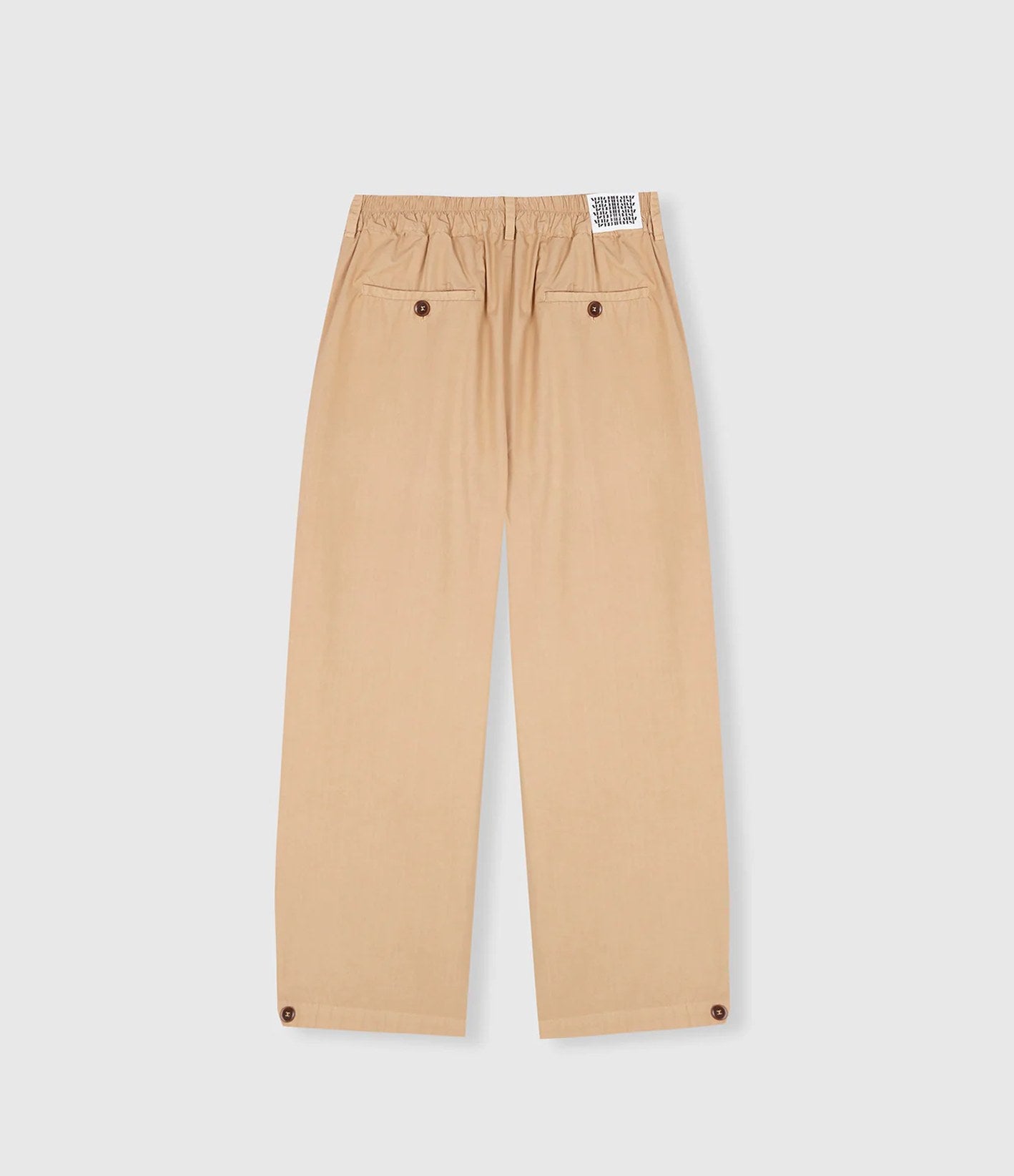 Beatriz Furest Robin Camel