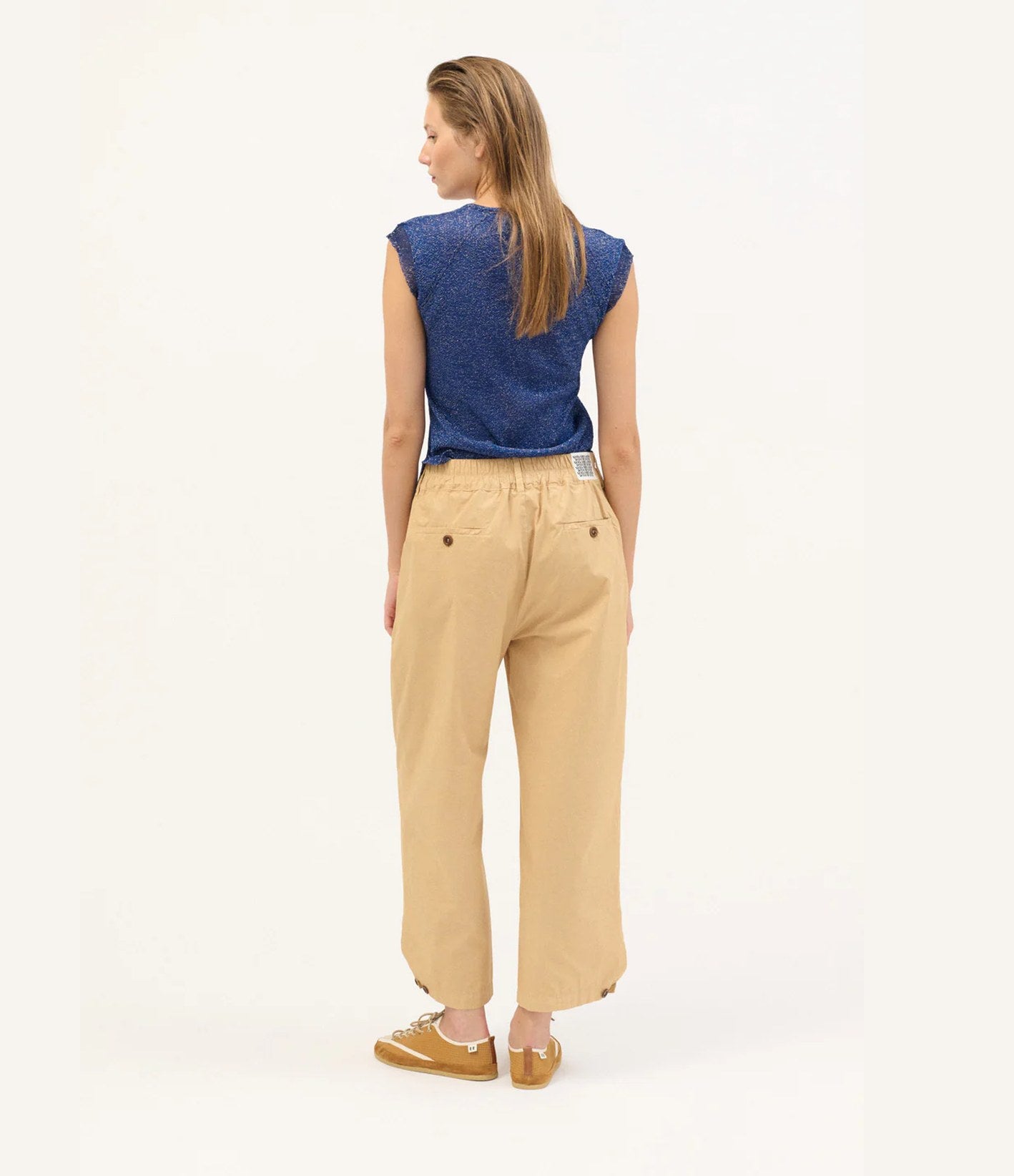 Beatriz Furest Robin Camel