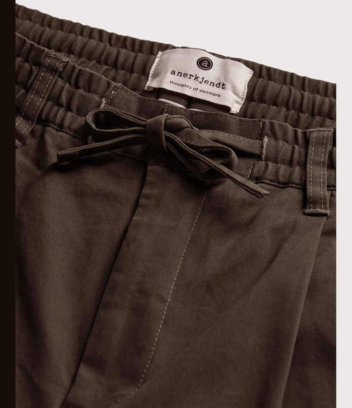 Anerkjendt Jan Cotton Pleat Ela Pants Mulch