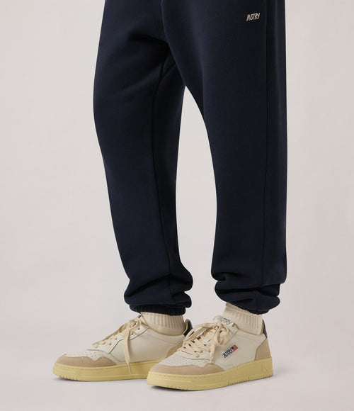 Zapatillas Autry Medalist Low blanco arena azul marino — vista 2