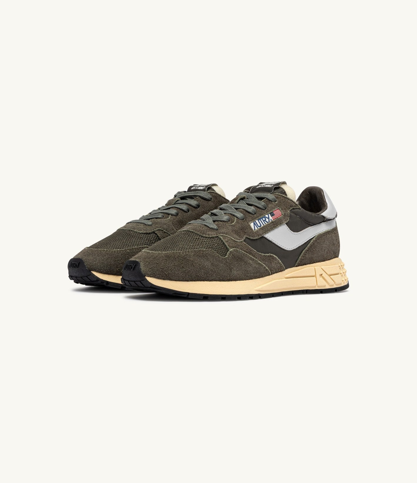 Autry Reelwind Low Verde Oliva Gris Plata