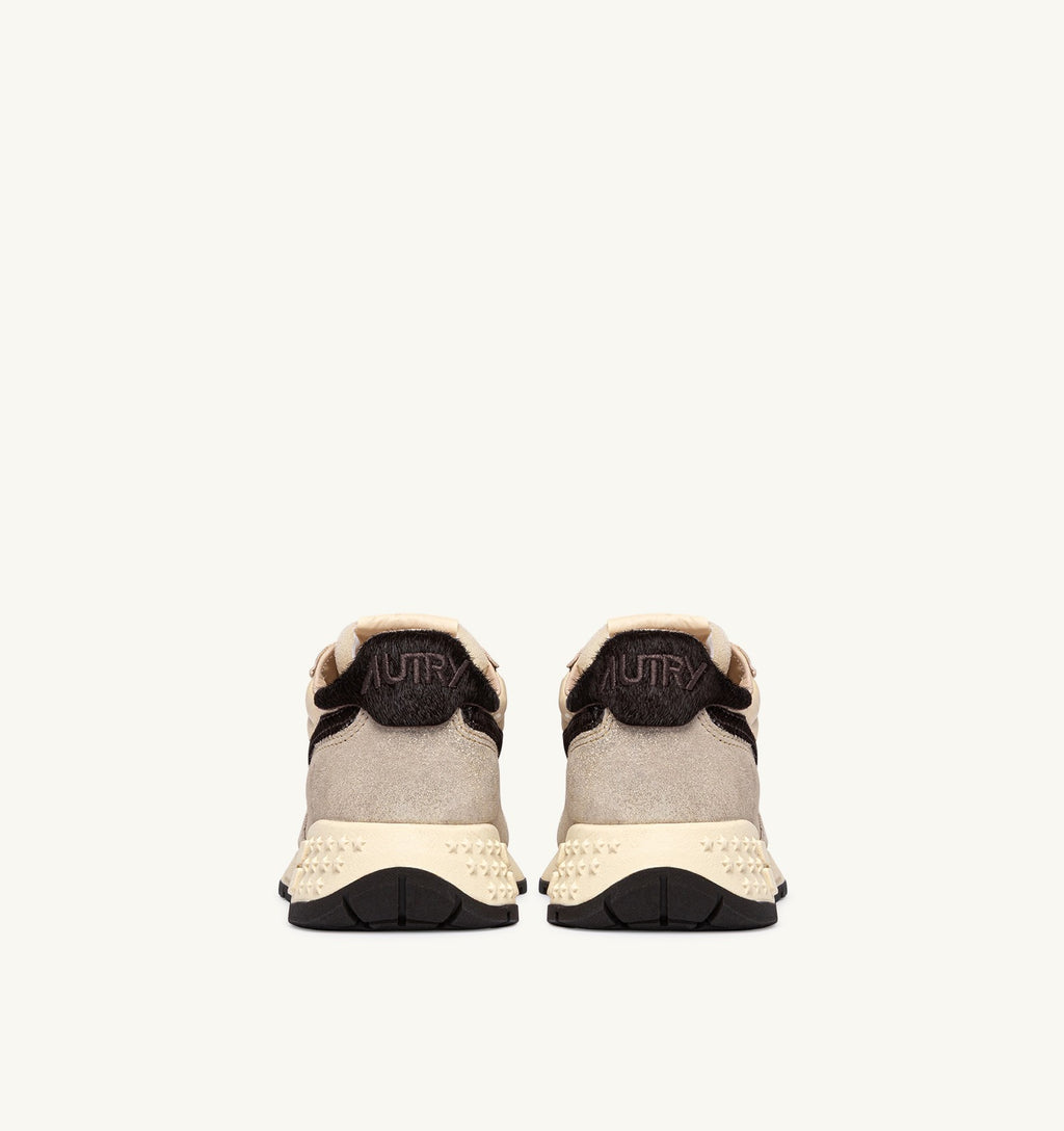 Zapatillas Autry Reelwind Low mujer platino rutabaga marrón — vista 5