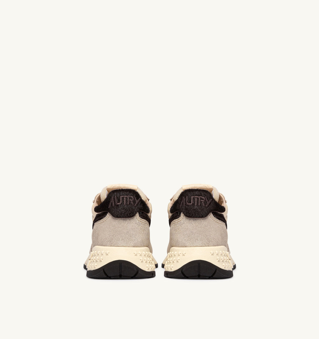 Zapatillas Autry Reelwind Low mujer platino rutabaga marrón — vista 3