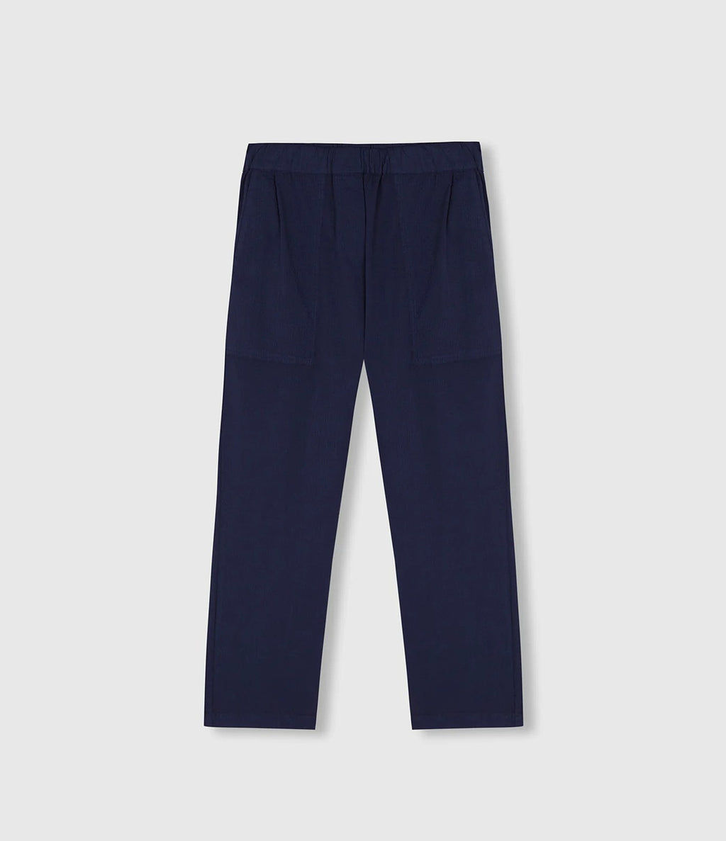 Beatriz Furest Spyro Navy