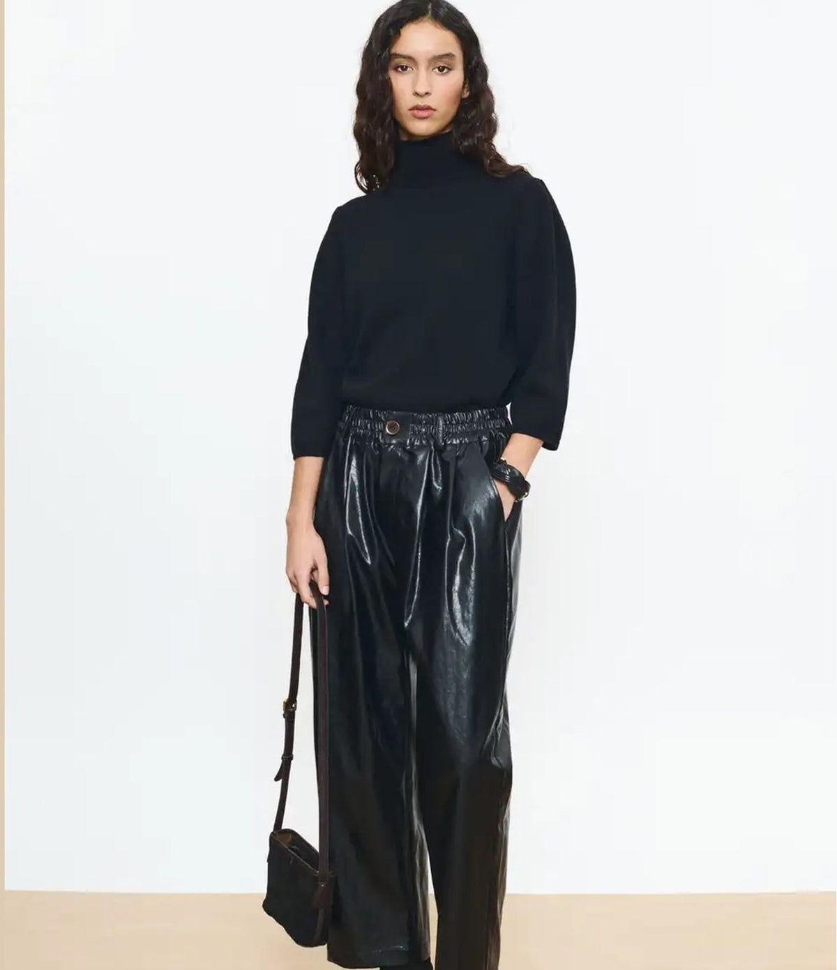 Beatriz Furest Dario Black
