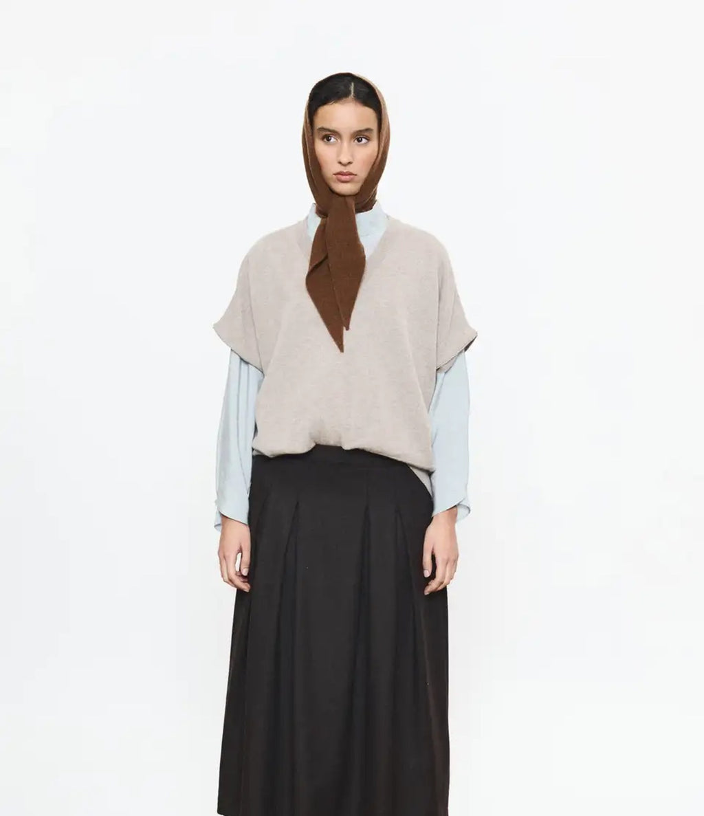 Beatriz Furest Dua Light Grey