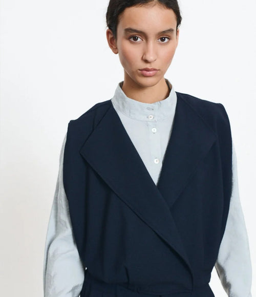 Beatriz Furest Marea Marino Oscuro