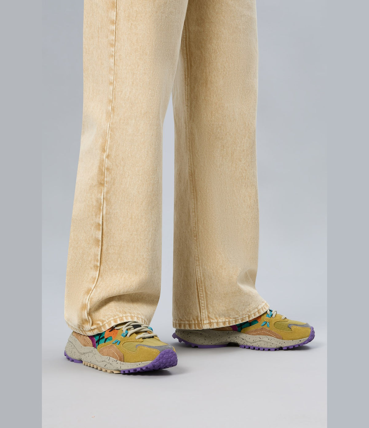 Flower Mountain Yamabushi Mais Kaki Orange