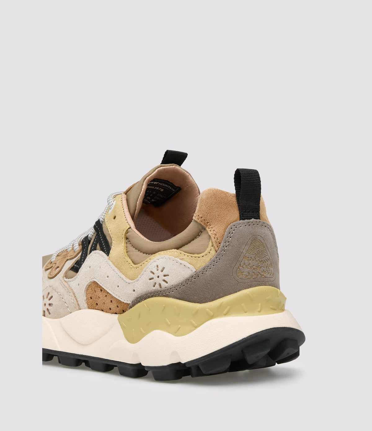 Flower Mountain Yamano 3 Cream Brown Taupe