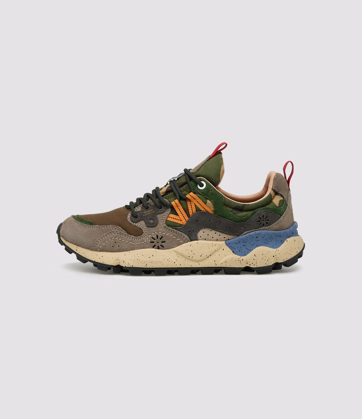 Flower Mountain Yamano 3 Dark Grey Black Dark Brown