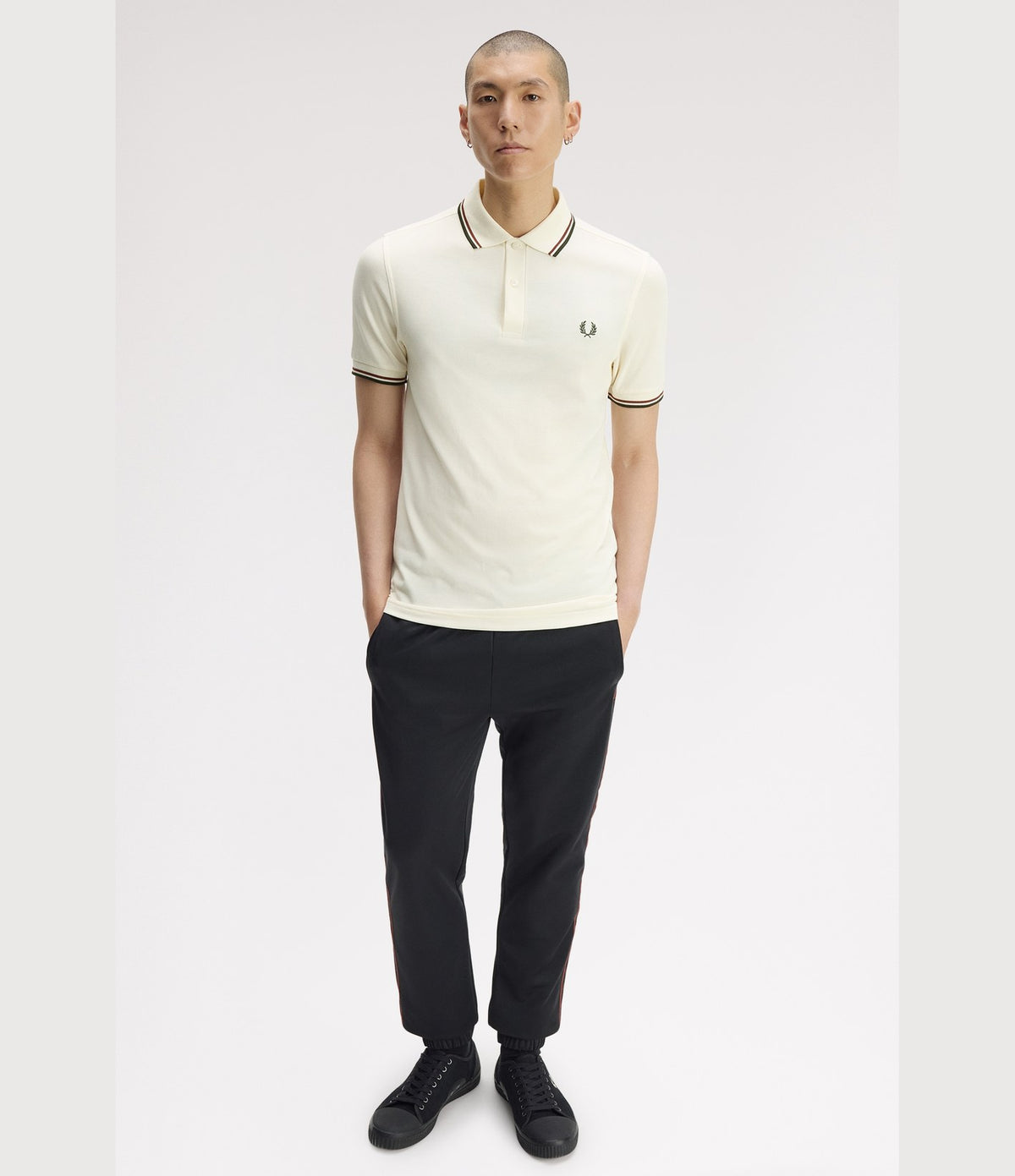 Fred Perry M3600 Twin Tipped Shirt Ecru Brandy Night Green
