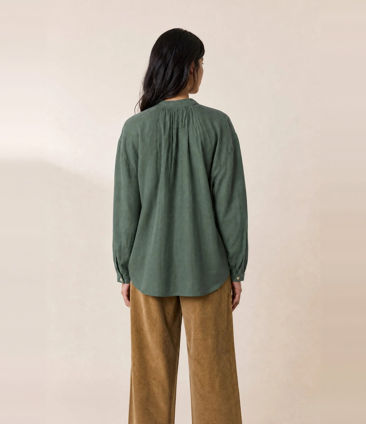 Leon & Harper Cirus Plain Green