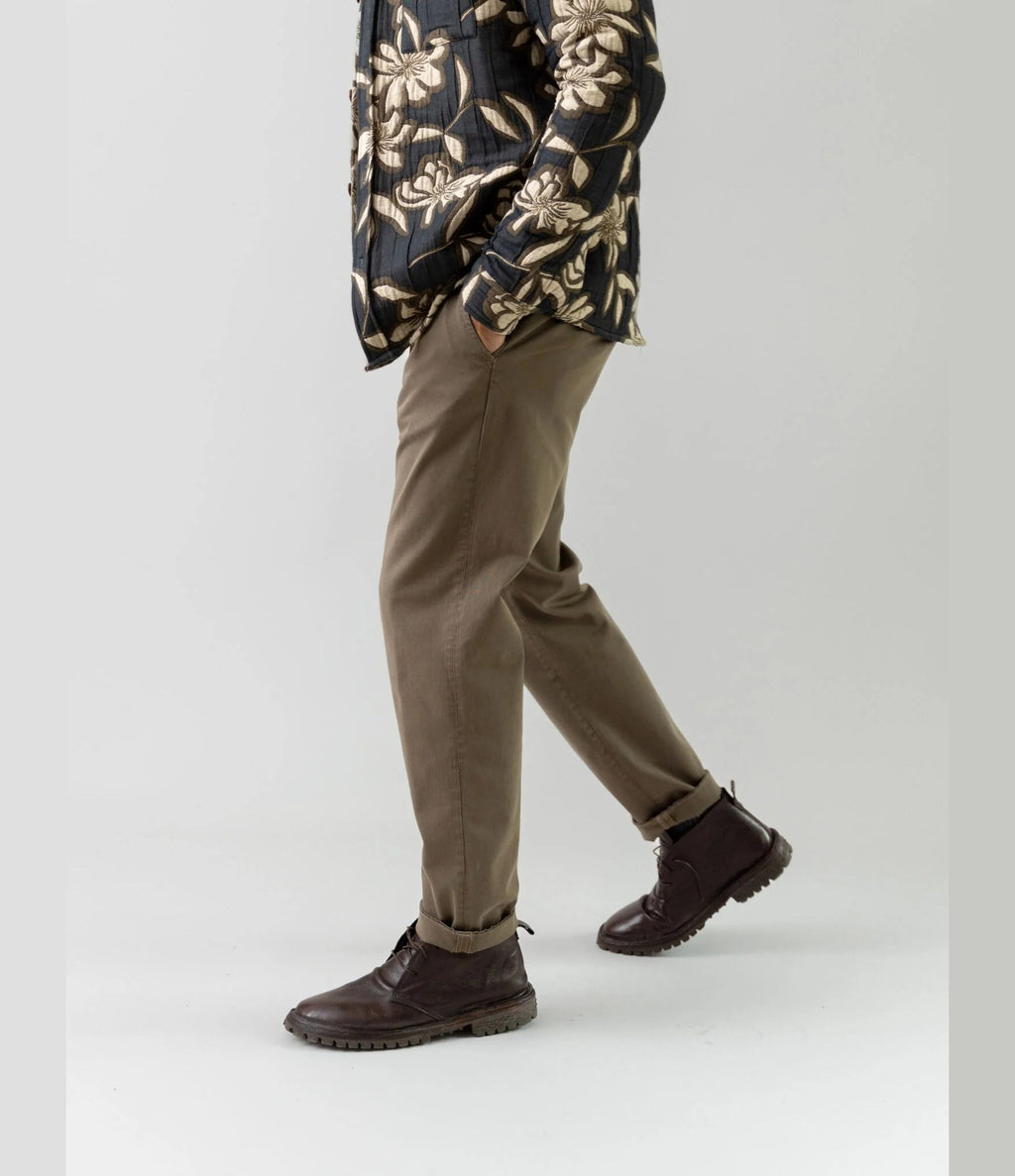 Mos Mosh Jones All-Day Pant Black Coffee - vista 4