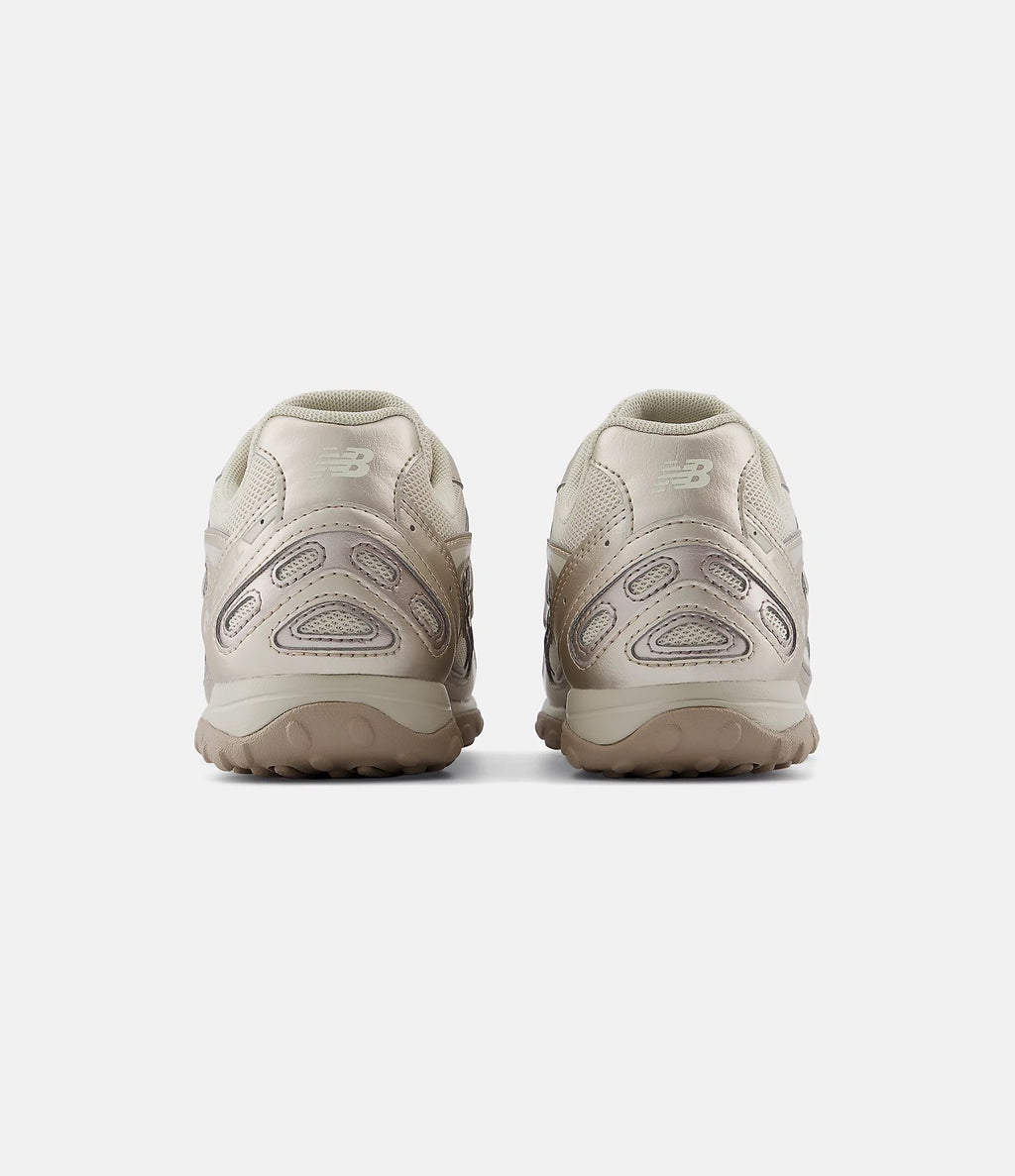 New Balance U204L Timberwolf Light Gold Metallic