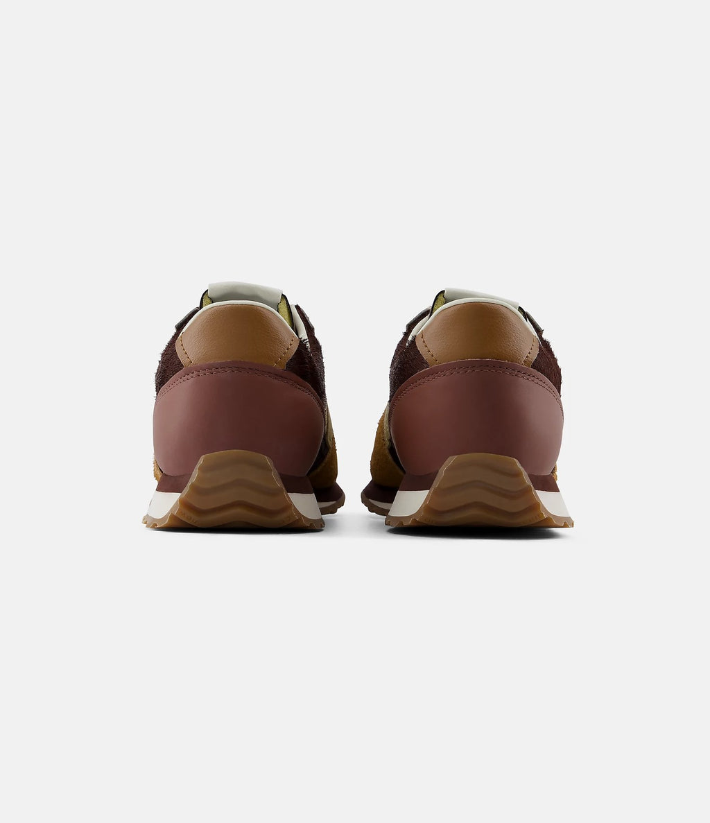 New Balance U471 Rich Oak Breakfast Tea