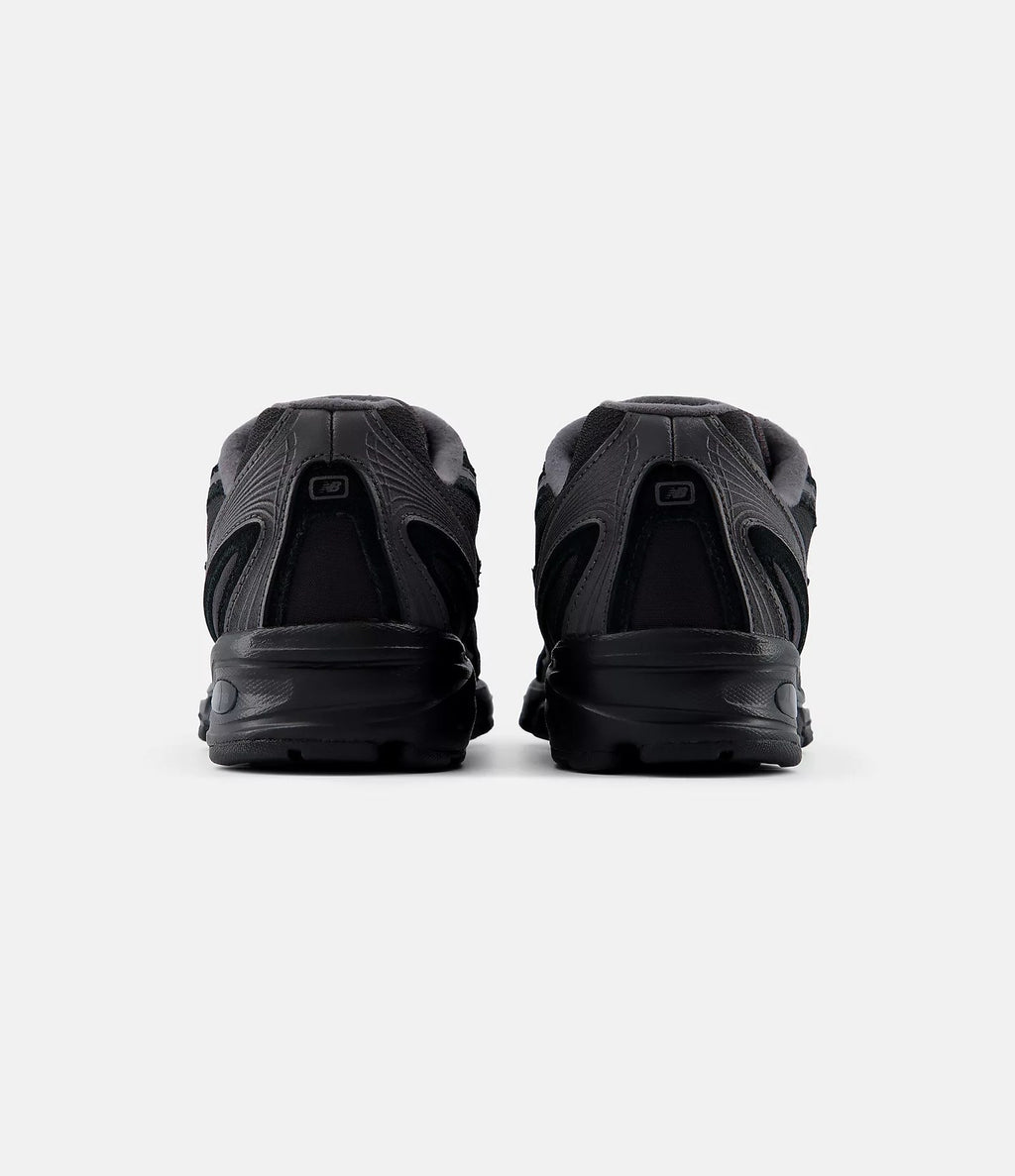 New Balance U740 Negro