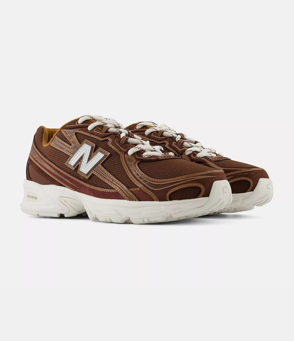 New Balance U740 Brown