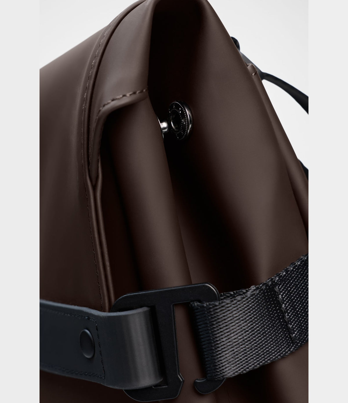 Rains OTG Backpack Bark