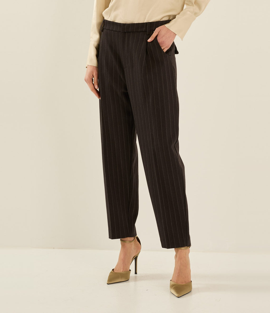 Souvenir Pantalón Raya Diplomática Marrón Oscuro - vista 4