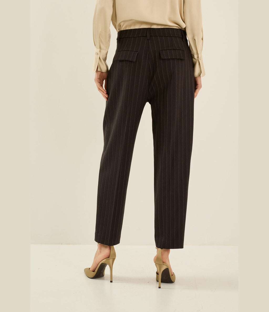 Souvenir Pantalón Raya Diplomática Marrón Oscuro - vista 5