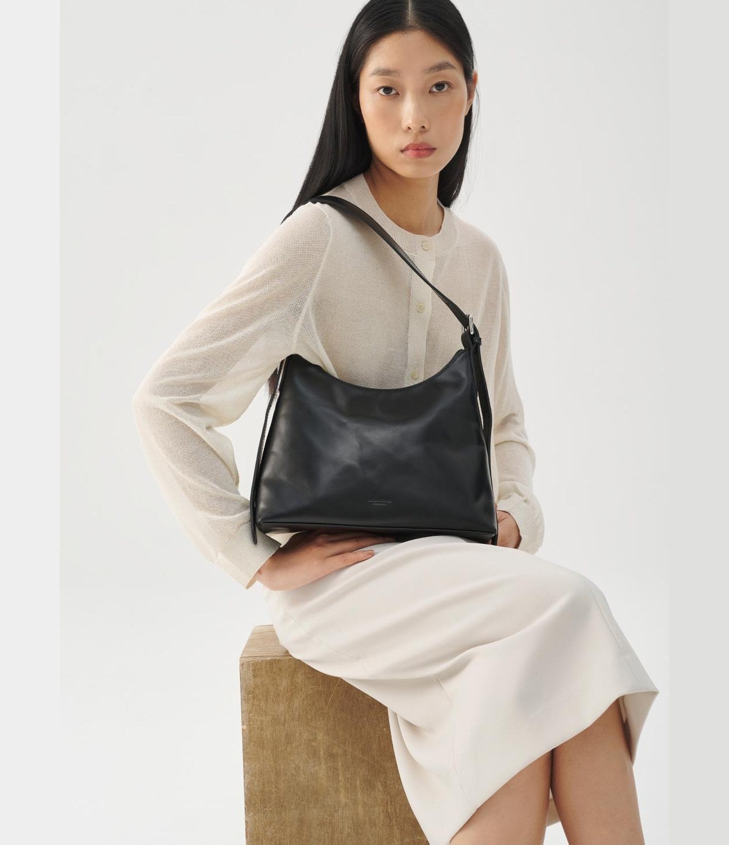 Vagabond Bari Black